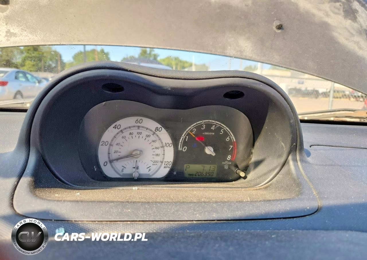 2005 Scion Xa Base VIN:JTKKT624X50104479 - 9