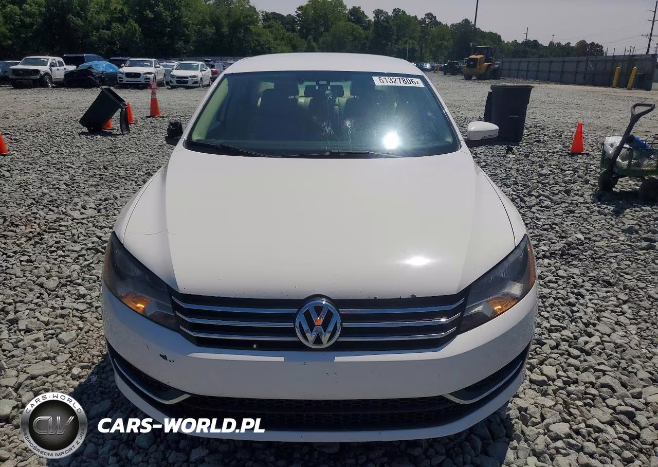 2015 Volkswagen Passat Se VIN:1VWBS7A36FC013666 - 5