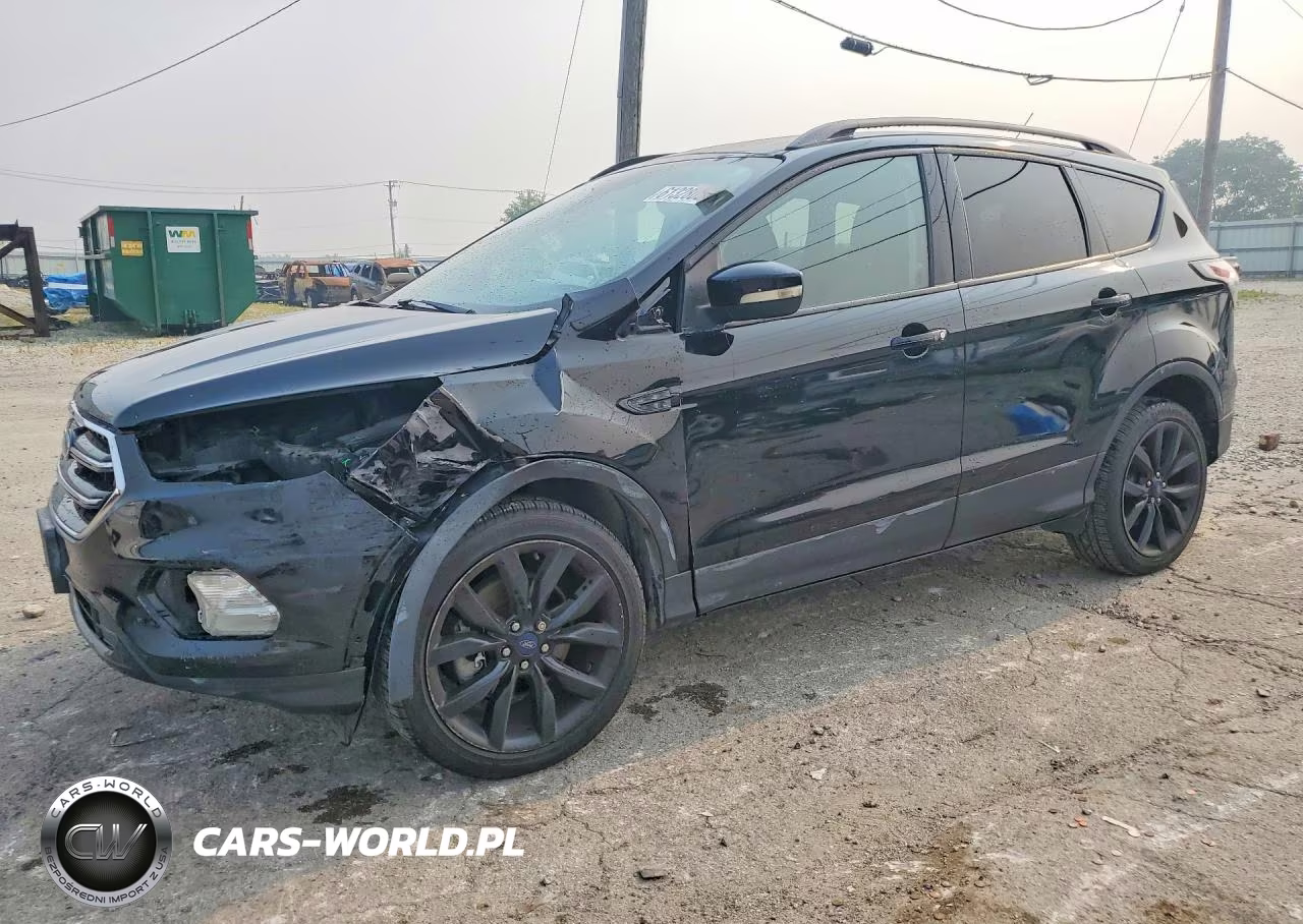 2017 Ford Escape Titanium – zdjęcie 1 z 12