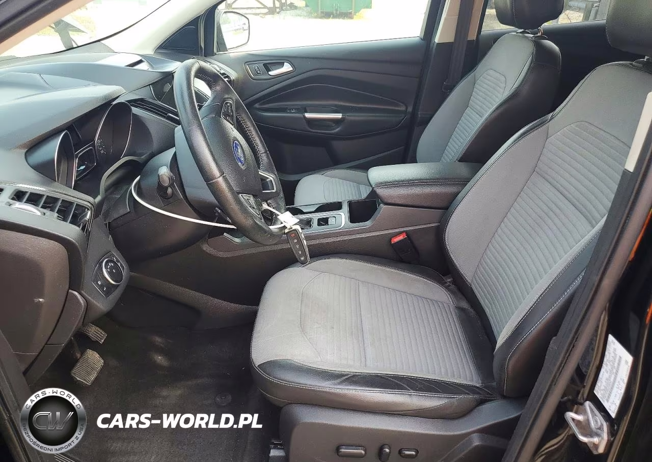 2017 Ford Escape Titanium VIN:1FMCU9J96HUA36763 - 7