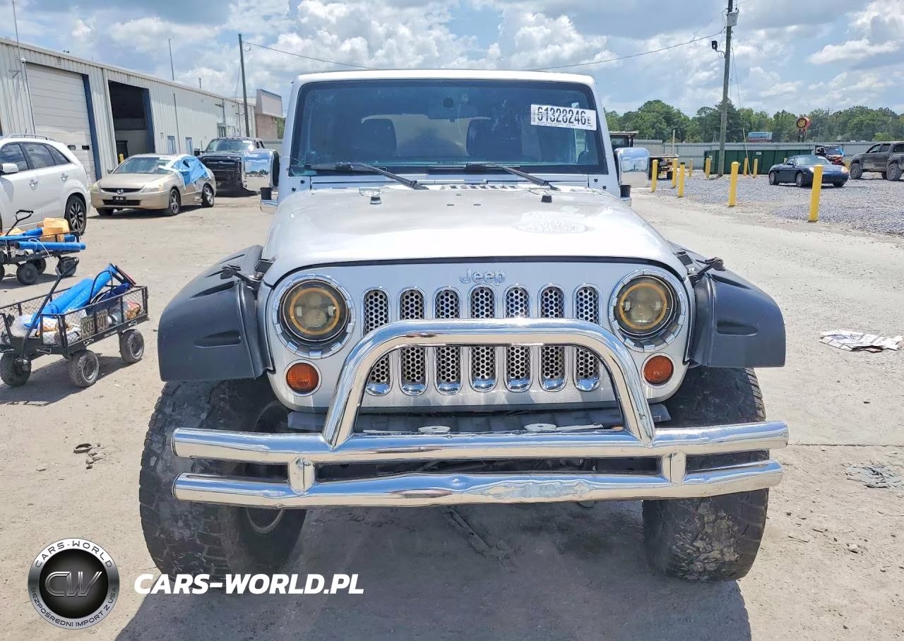 2012 Jeep Wrangler Unlimited Sport VIN:1C4BJWDG9CL138266 - 5