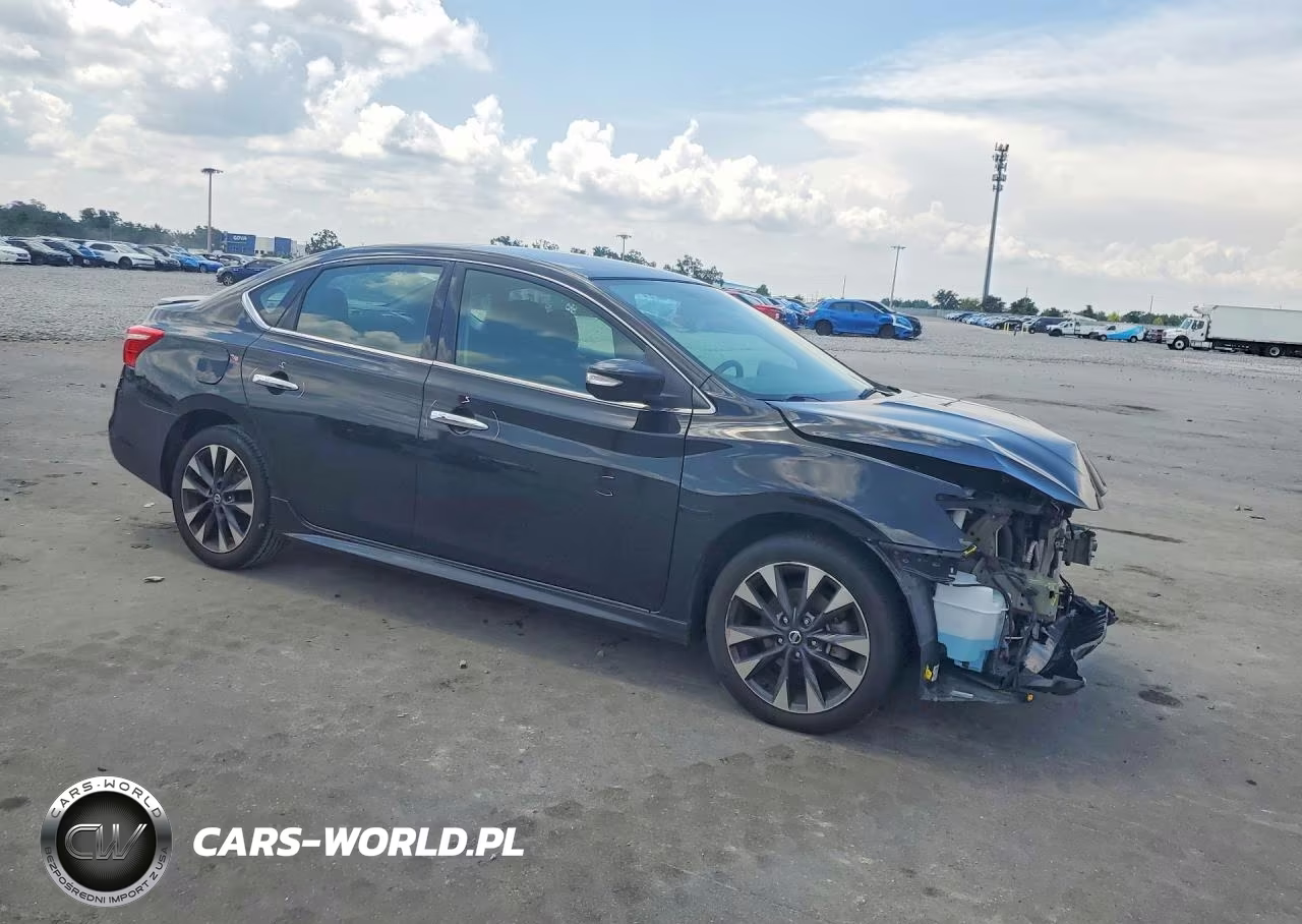 2017 Nissan Sentra Sr VIN:3N1AB7AP0HY298458 - 4