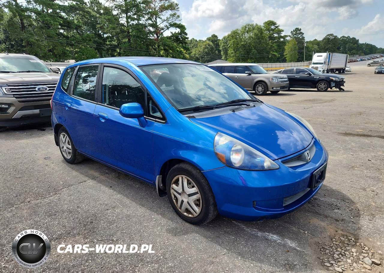 2007 Honda Fit VIN:JHMGD384X7S055774 - 4