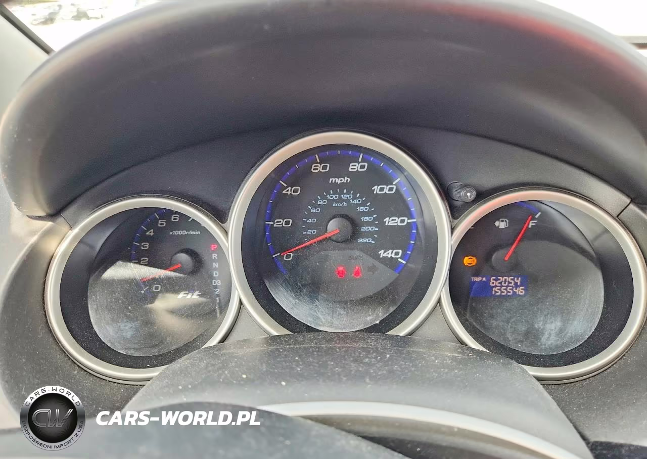 2007 Honda Fit VIN:JHMGD384X7S055774 - 9