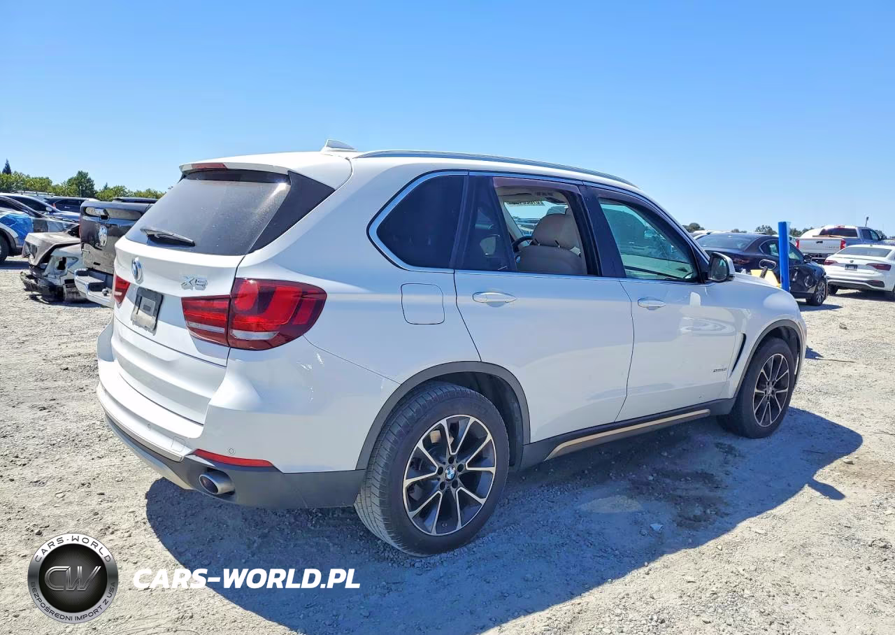 2015 BMW X5 xDrive35I VIN:5UXKR0C56F0P03678 - 3