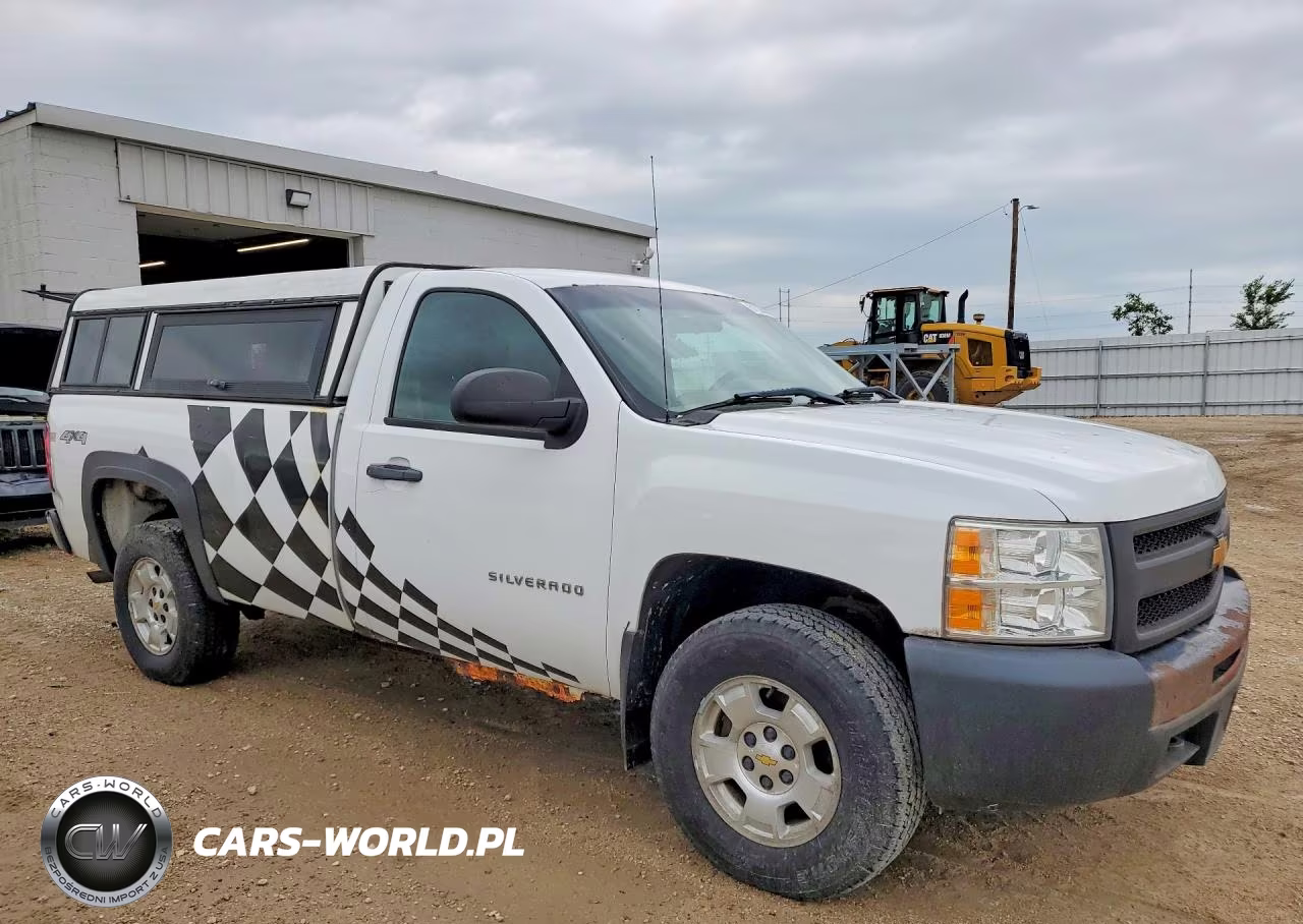 2013 Chevrolet Silverado K1500 VIN:1GCNKPEX3DZ371847 - 4