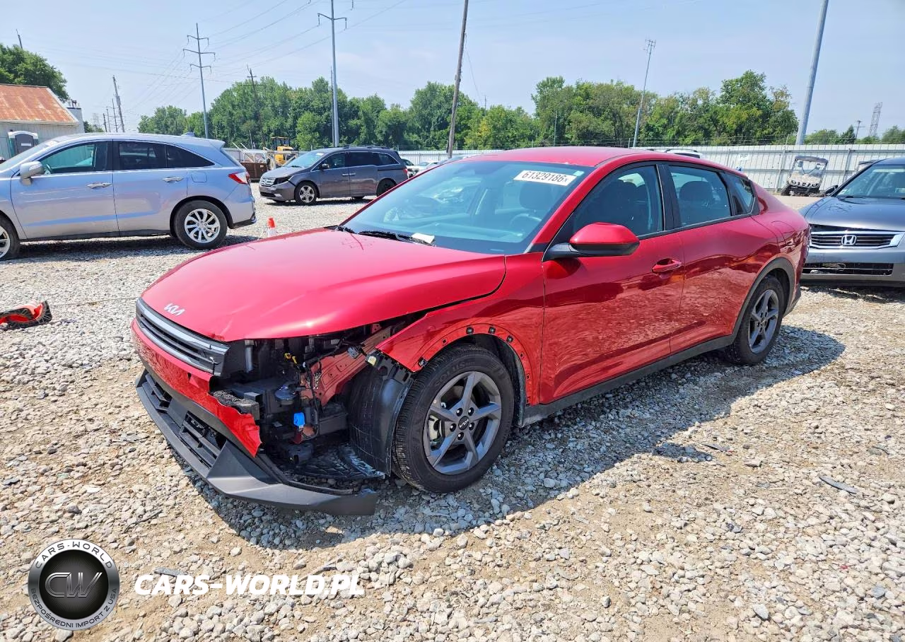 2025 Kia K4 Lxs