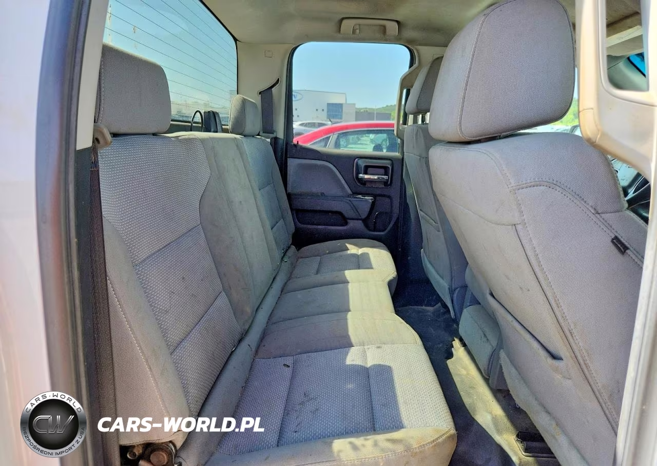 2018 Chevrolet Silverado K1500 VIN:1GCVKNEC2JZ201427 - 10
