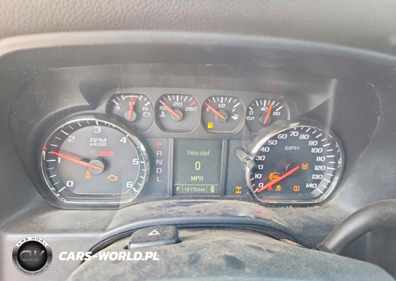 2018 Chevrolet Silverado K1500 VIN:1GCVKNEC2JZ201427 - 9