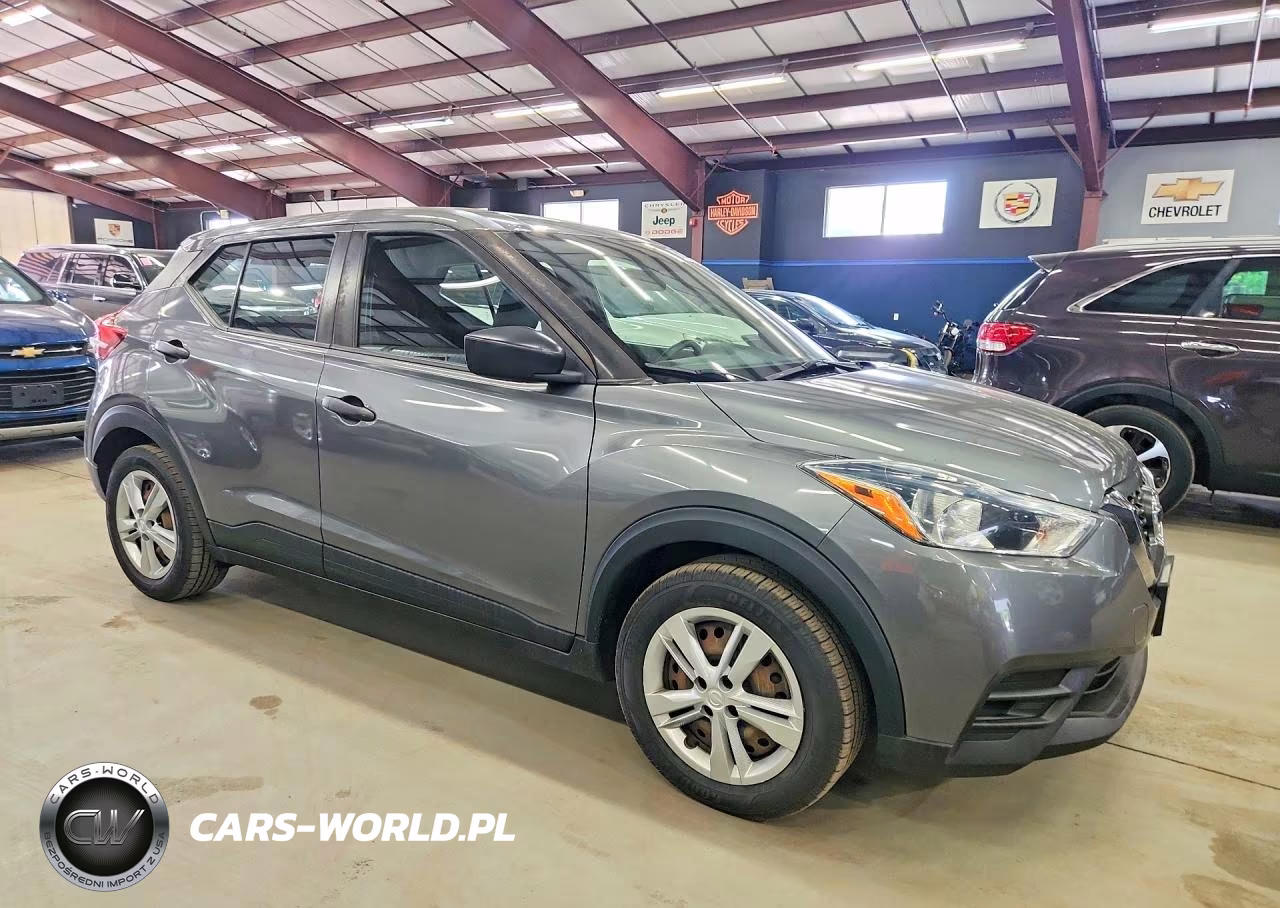 2020 Nissan Kicks S VIN:3N1CP5BV4LL539147 - 4