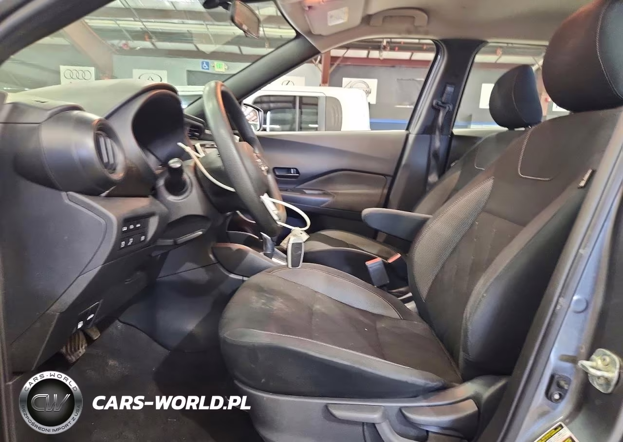 2020 Nissan Kicks S VIN:3N1CP5BV4LL539147 - 7