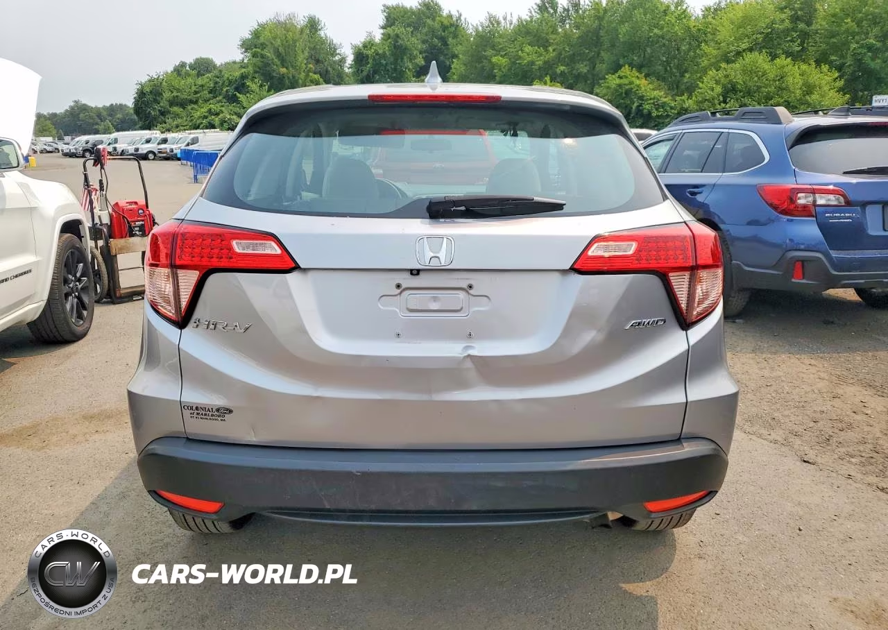 2018 Honda Hr-V Lx VIN:3CZRU6H39JM717924 - 6