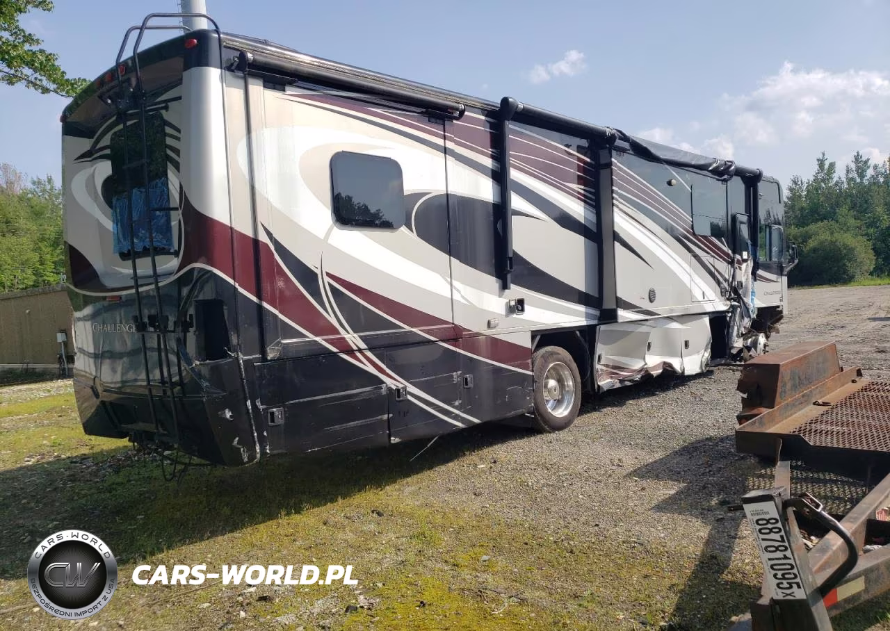 2016 Thor Challenger Motorhome 37Gt VIN:1F66F5DY4G0A02398 - 3