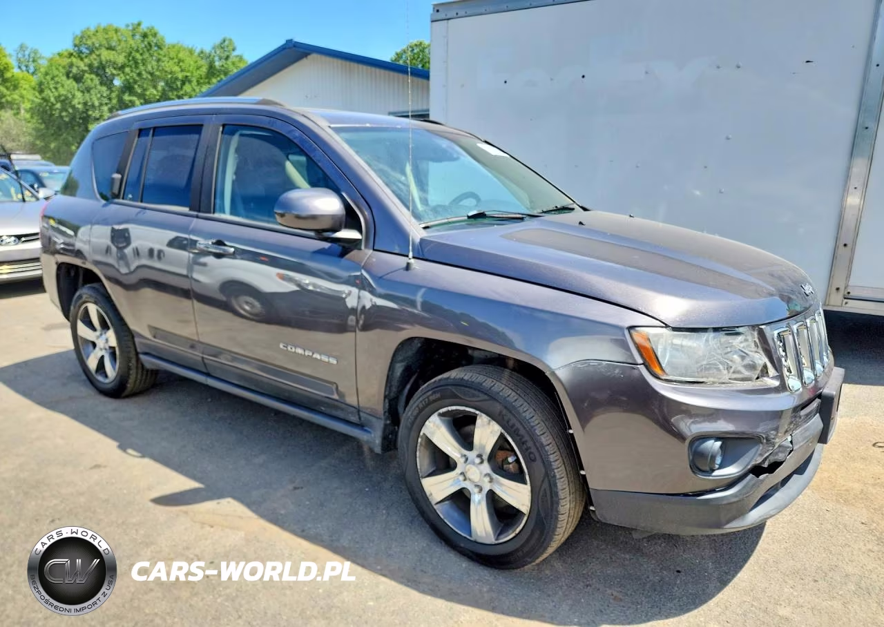 2016 Jeep Compass Latitude VIN:1C4NJDEB6GD598263 - 4