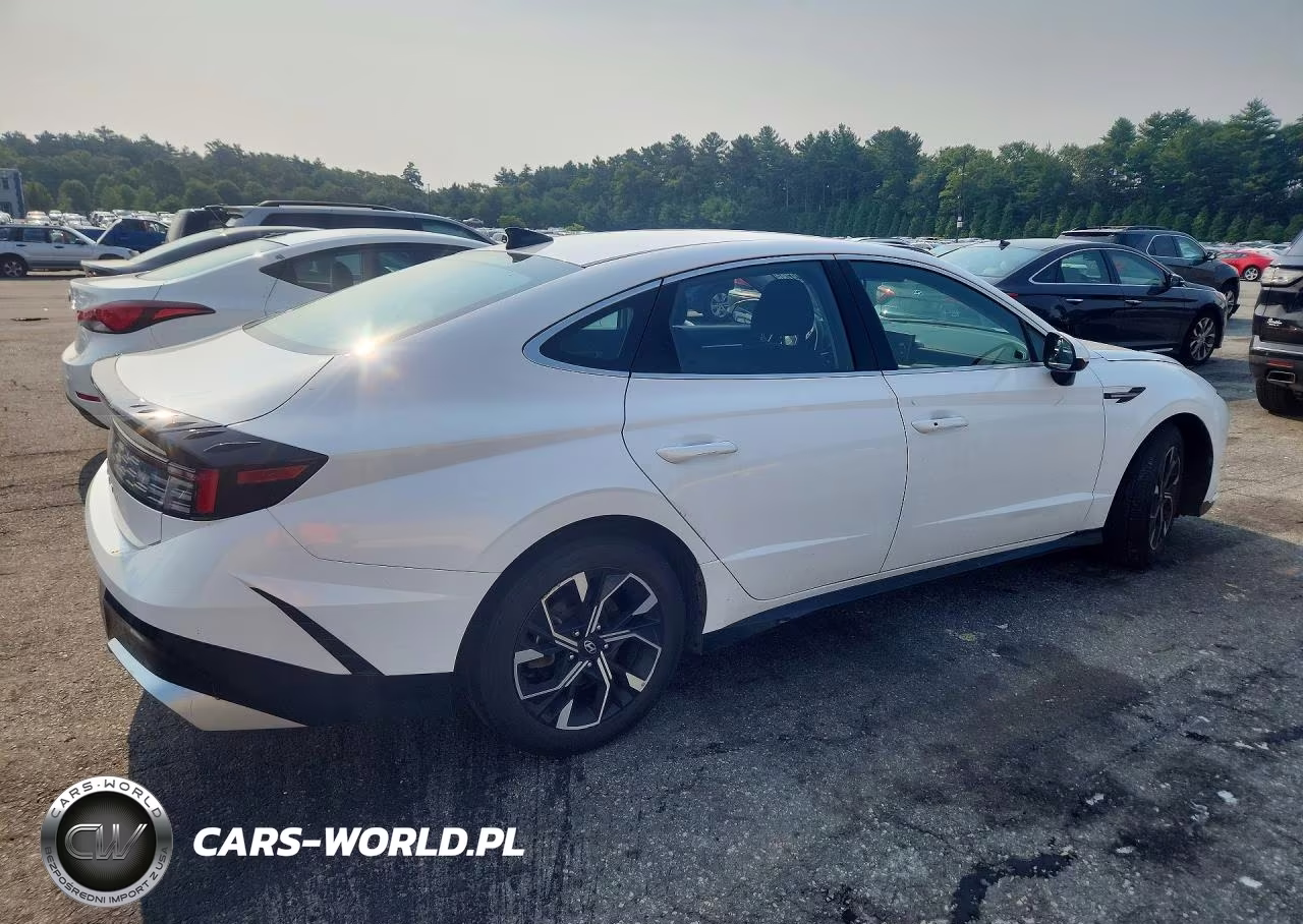 2025 Hyundai Sonata Sel VIN:KMHL64JA0SA468054 - 3