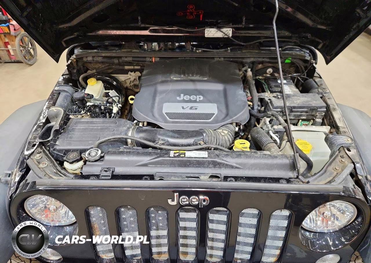 2016 Jeep Wrangler Unlimited Sport VIN:1C4BJWKG3GL293646 - 11