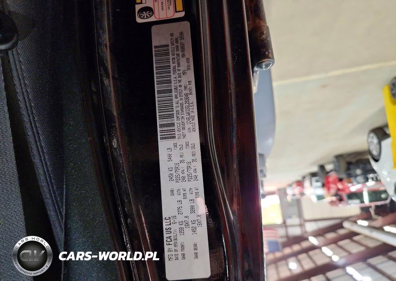 2016 Jeep Wrangler Unlimited Sport VIN:1C4BJWKG3GL293646 - 12