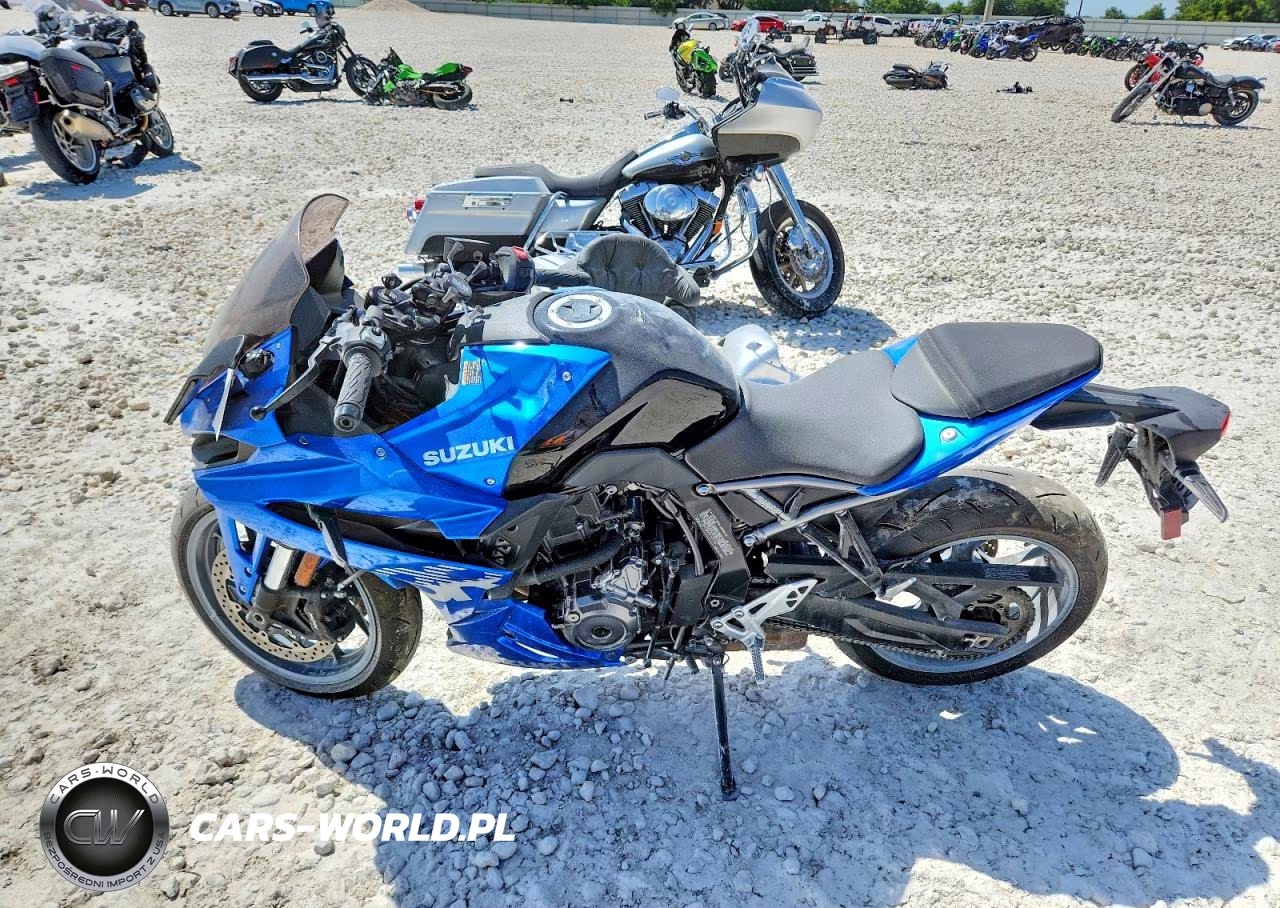 2025 Suzuki Gsx800 F VIN:JS1EM13BXS7101676 - 3