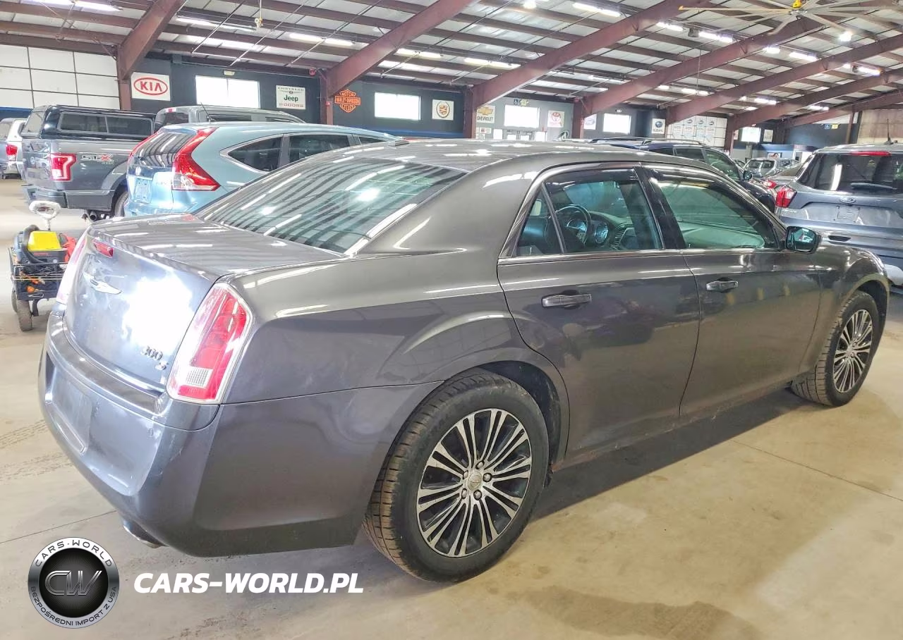 2013 Chrysler 300 S VIN:2C3CCAGT8DH591212 - 3