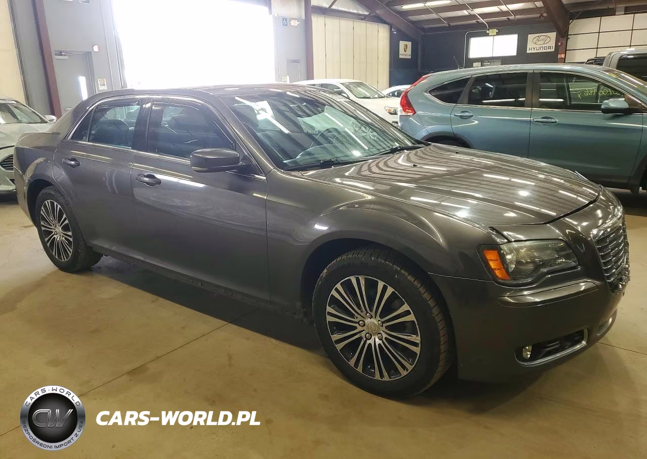 2013 Chrysler 300 S VIN:2C3CCAGT8DH591212 - 4