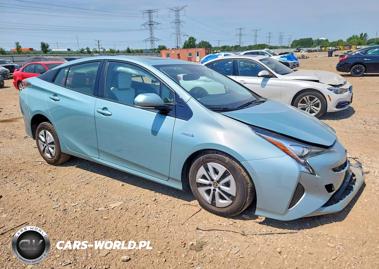 2017 Toyota Prius Four VIN:JTDKARFU4H3042556 - 4
