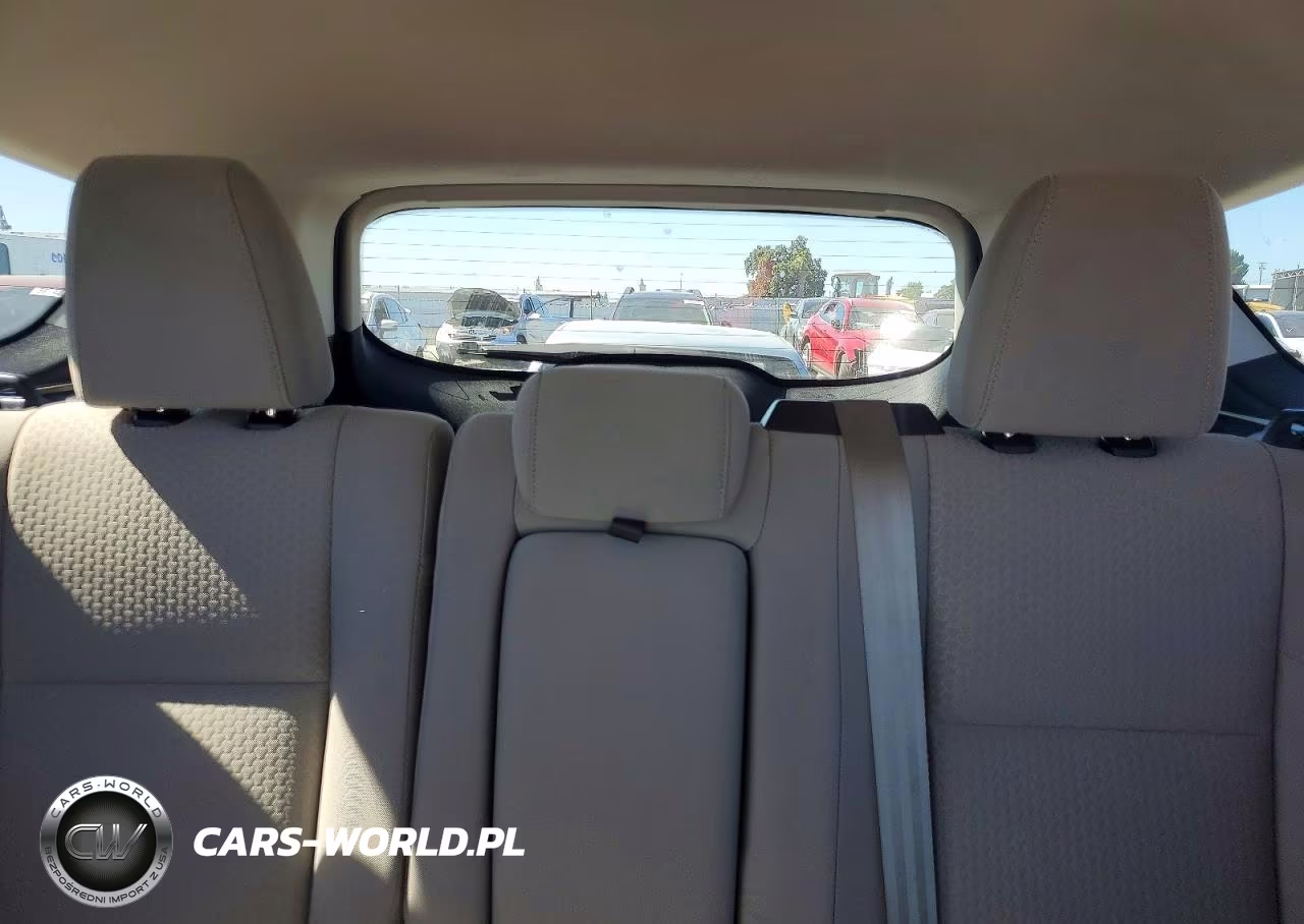 2018 Ford Escape Se VIN:1FMCU0GD2JUA74147 - 10