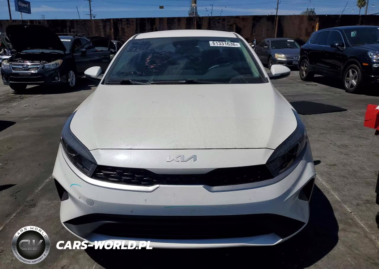 2023 Kia Forte Lxs VIN:3KPF24AD7PE620617 - 5