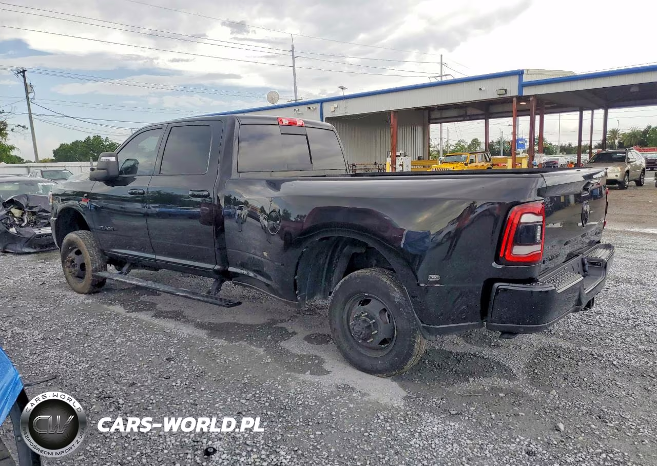 2023 Ram 3500 Laramie VIN:3C63RRJL0PG645177 - 2