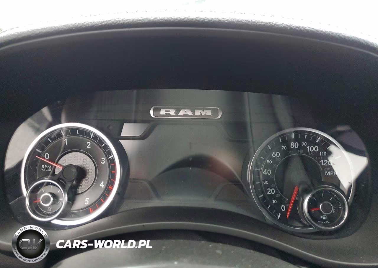 2023 Ram 3500 Laramie VIN:3C63RRJL0PG645177 - 9