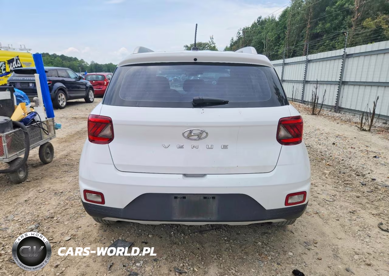 2023 Hyundai Venue VIN:KMHRC8A3XPU209735 - 6