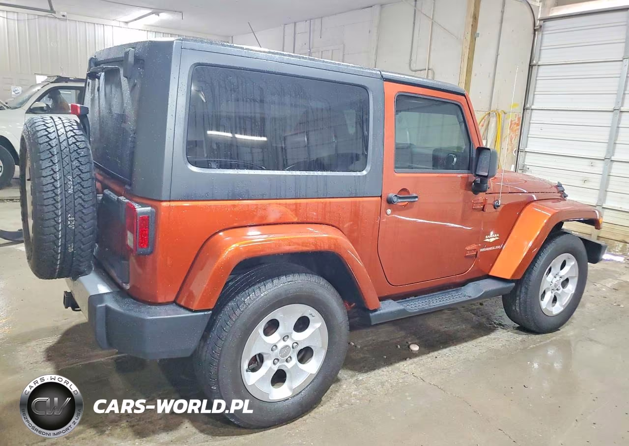 2014 Jeep Wrangler Sahara VIN:1C4AJWBG5EL164722 - 3