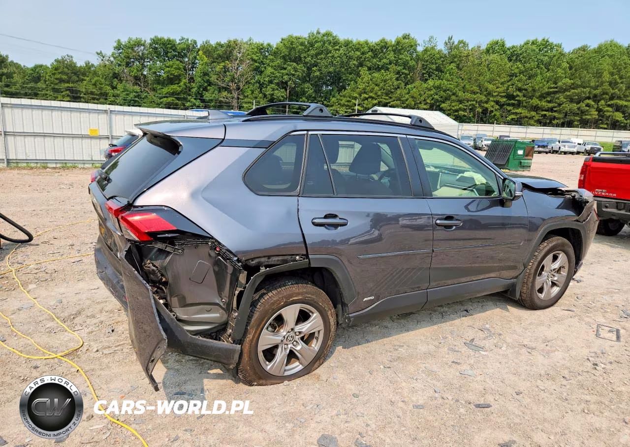 2023 Toyota Rav4 Hybrid Xle VIN:JTMRWRFV5PD188093 - 3