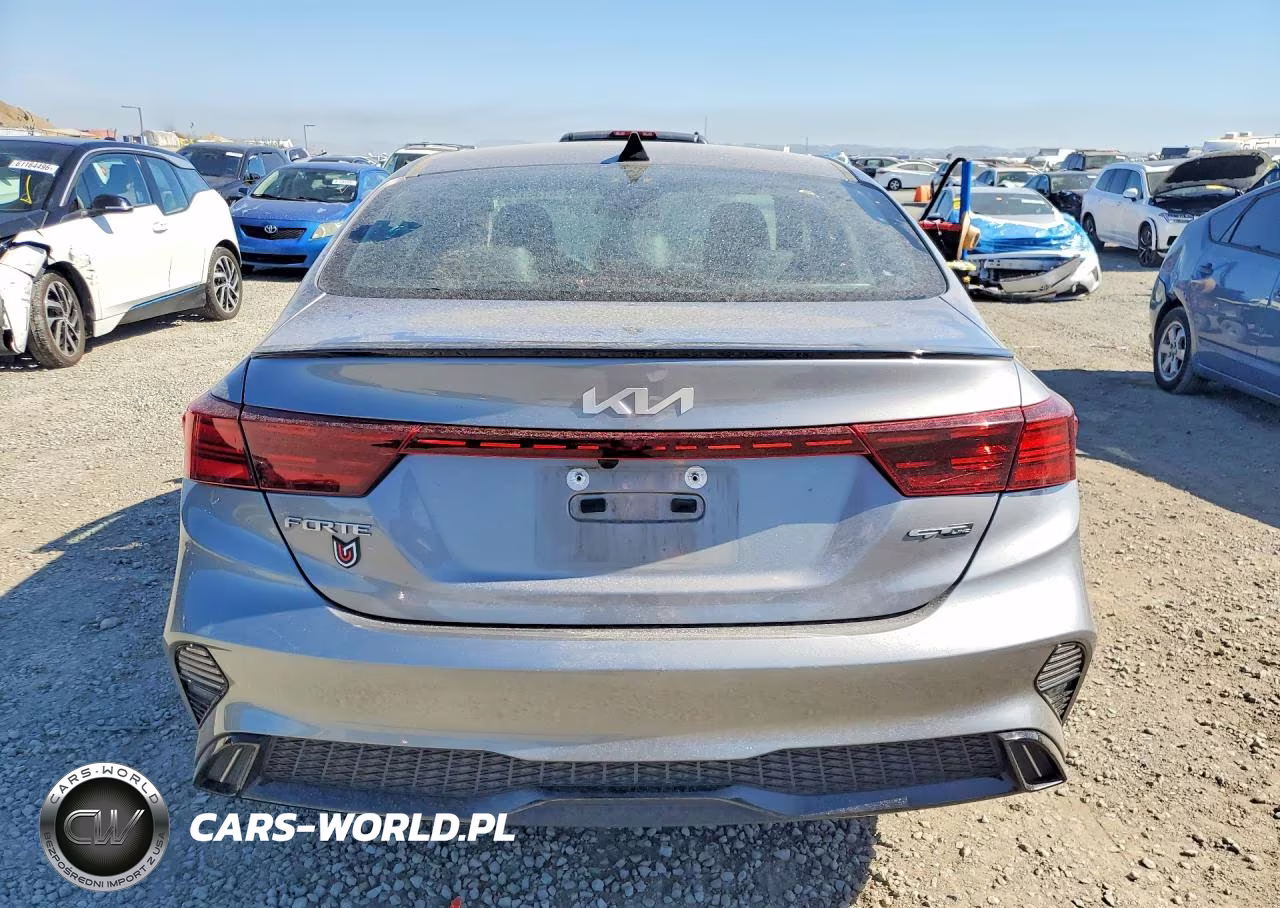 2023 Kia Forte Gt Line VIN:3KPF54AD0PE622457 - 6