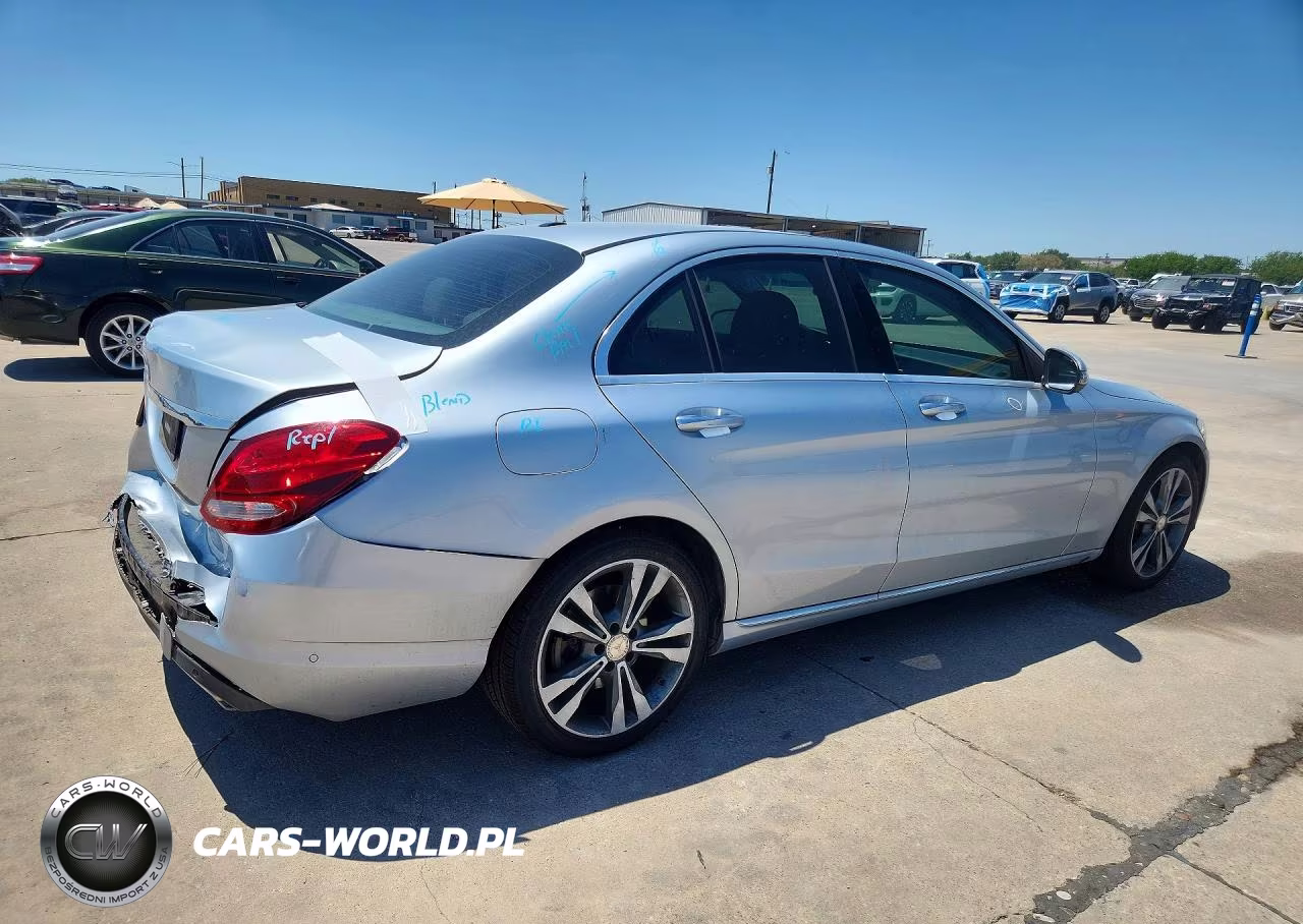 2016 Mercedes-Benz C 300 VIN:55SWF4JB8GU130991 - 3