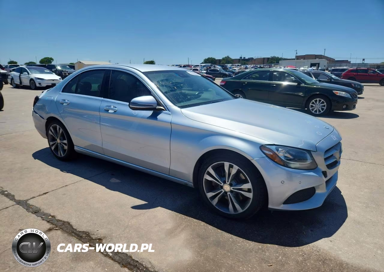 2016 Mercedes-Benz C 300 VIN:55SWF4JB8GU130991 - 4
