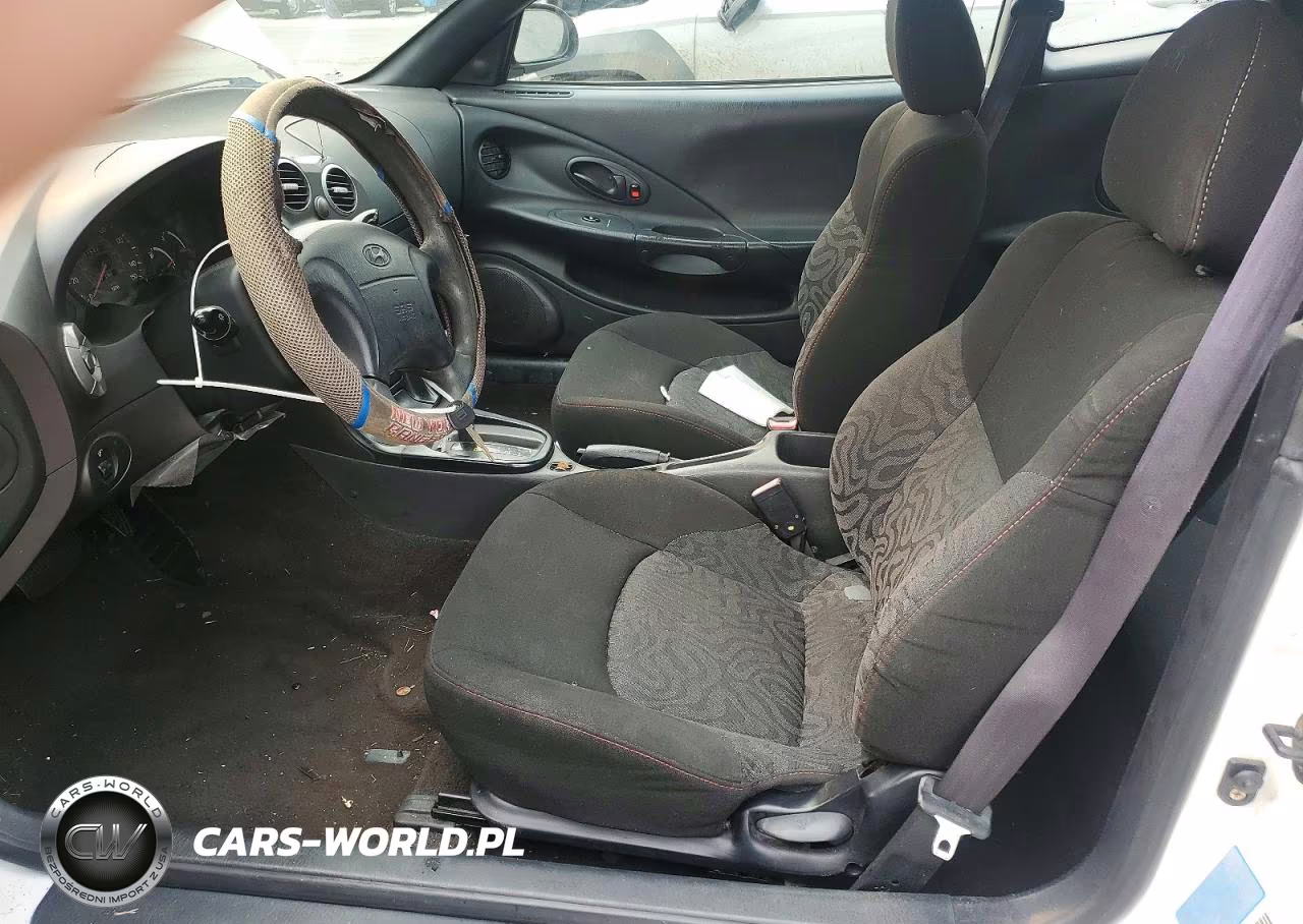 2000 Hyundai Tiburon Base VIN:KMHJG25F9YU217491 - 7