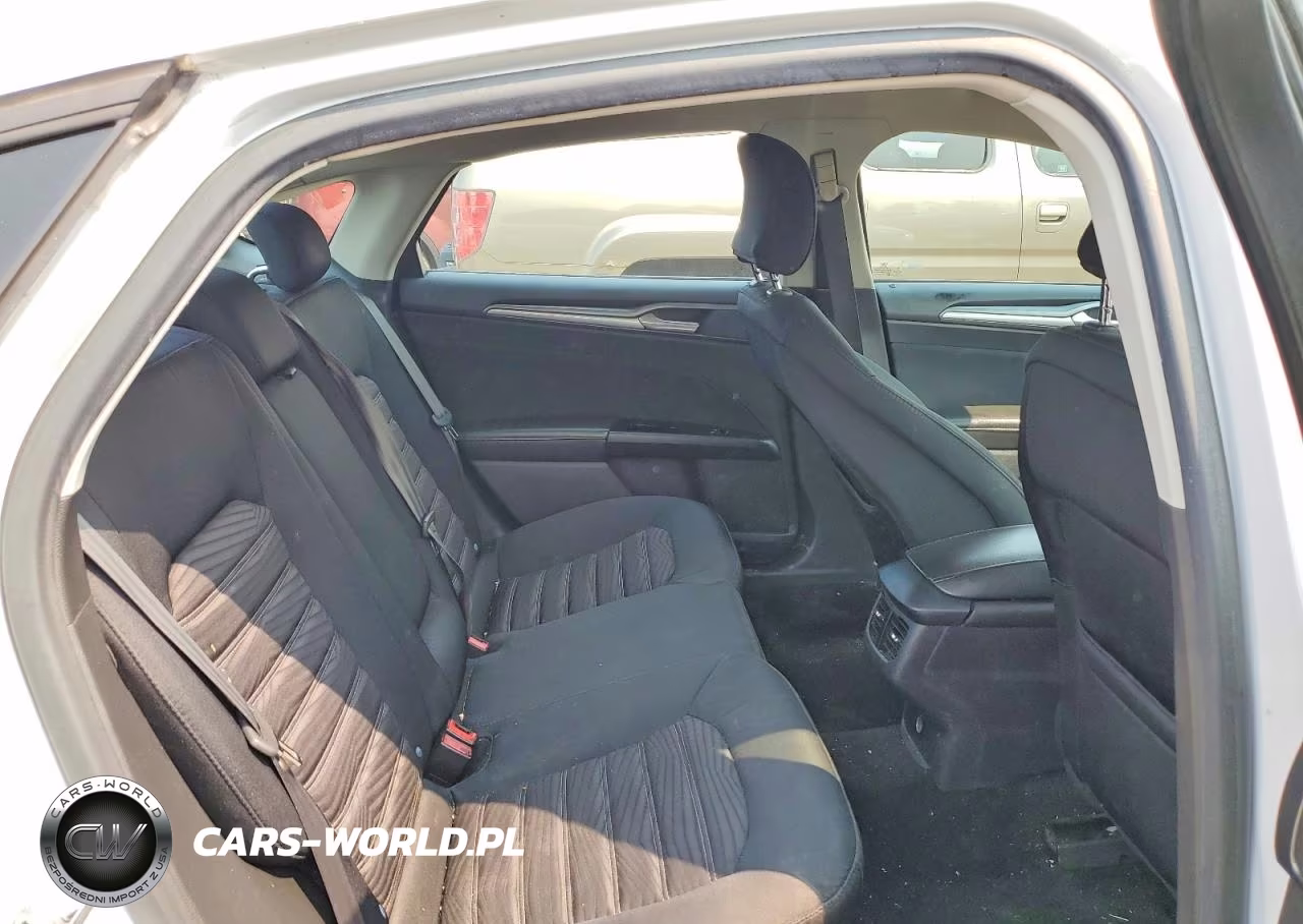 2016 Ford Fusion Se VIN:1FA6P0H75G5105465 - 10