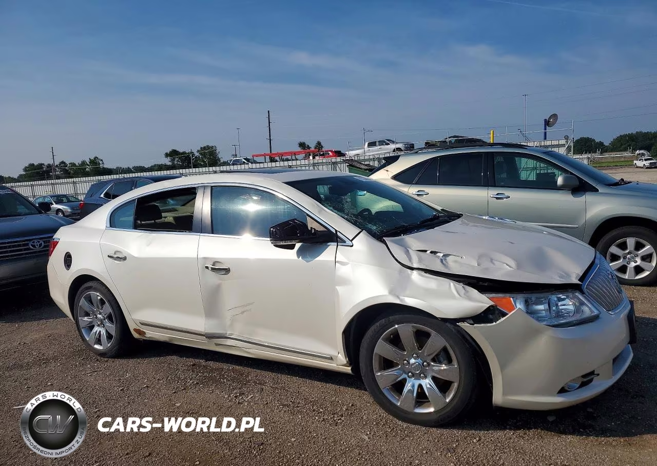 2011 Buick Lacrosse VIN:1G4GE5ED3BF232192 - 4