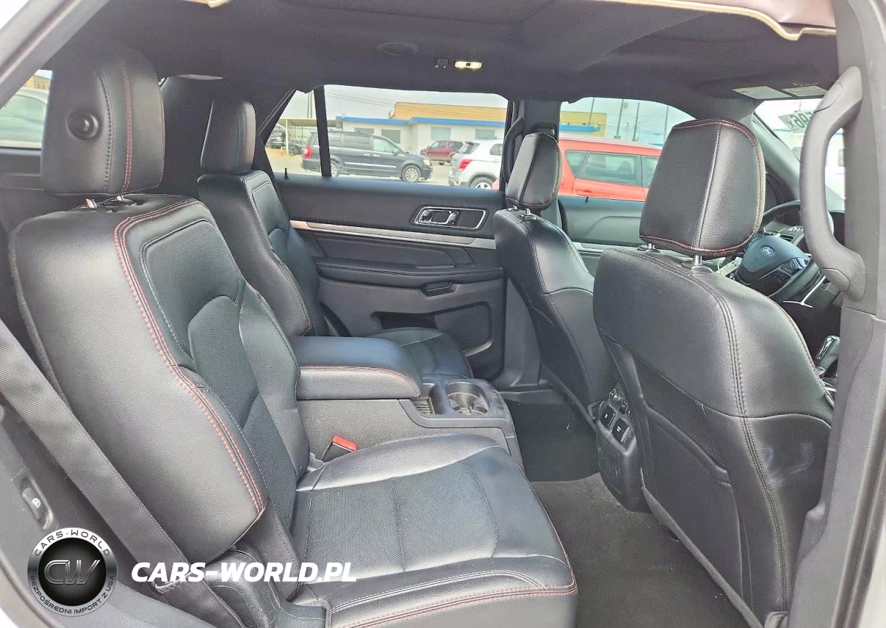 2019 Ford Explorer Sport VIN:1FM5K8GT7KGB07860 - 11