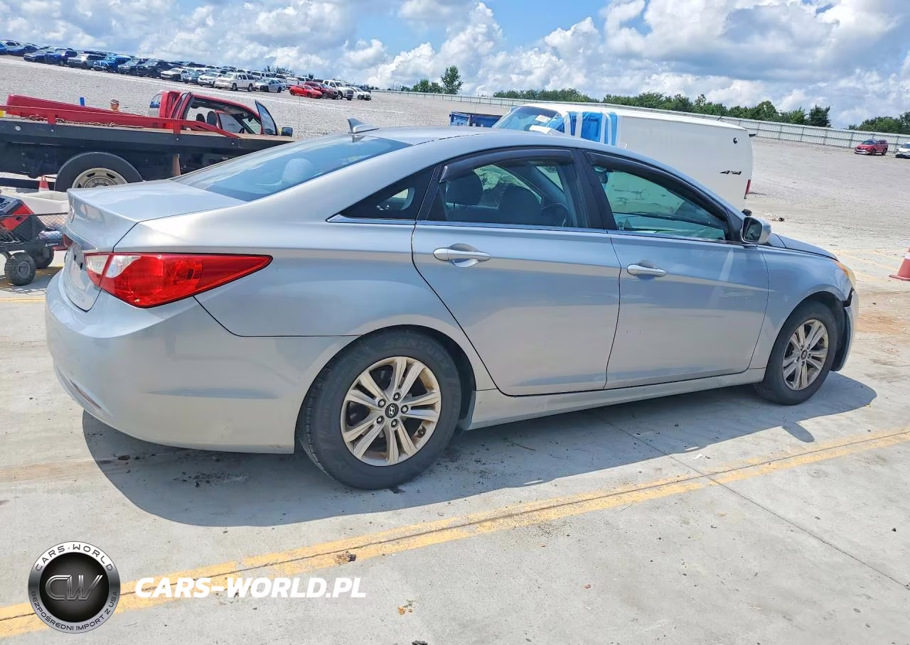 2011 Hyundai Sonata Gls VIN:5NPEB4ACXBH021962 - 3