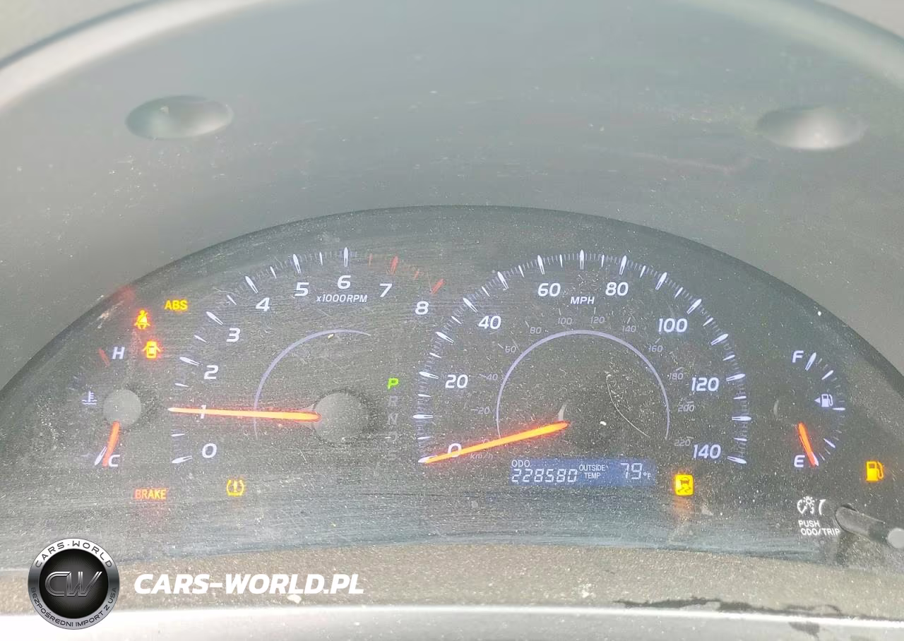 2010 Toyota Camry Le VIN:4T1BF3EK9AU081654 - 9