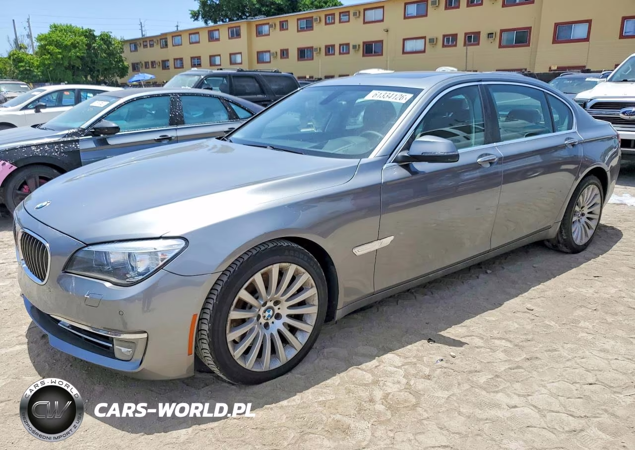 2013 BMW 750 Li