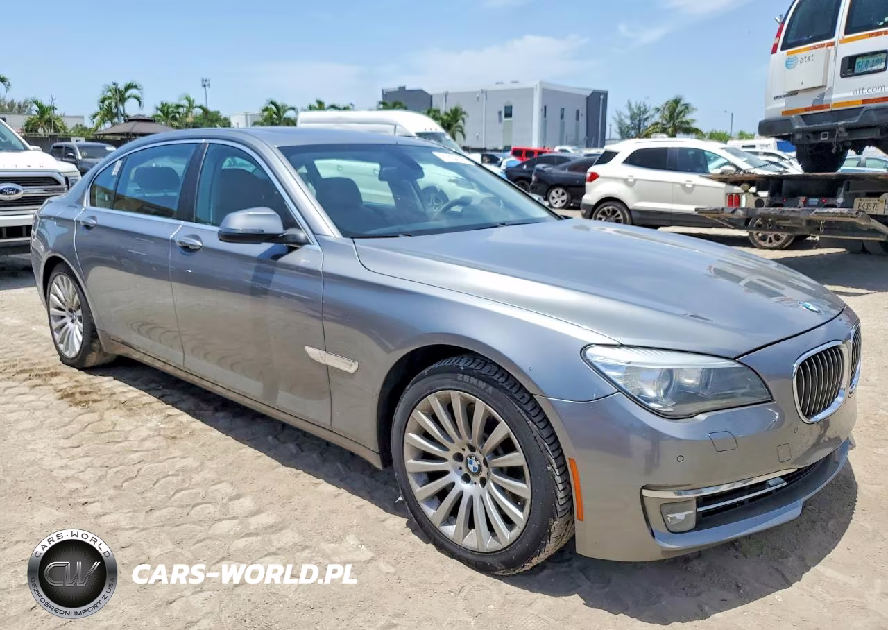 2013 BMW 750 Li VIN:WBAYE8C51DDE22285 - 4