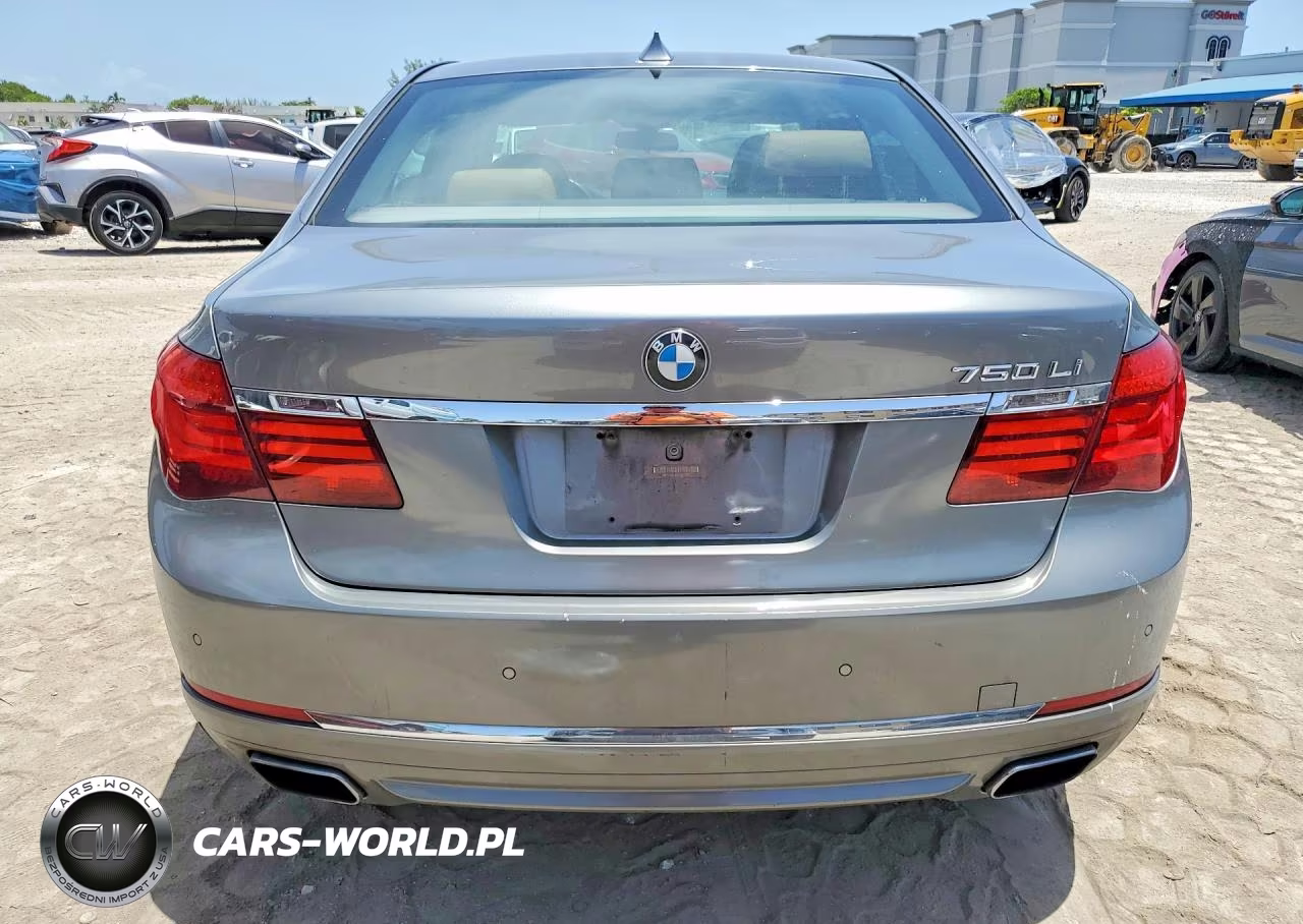 2013 BMW 750 Li VIN:WBAYE8C51DDE22285 - 6