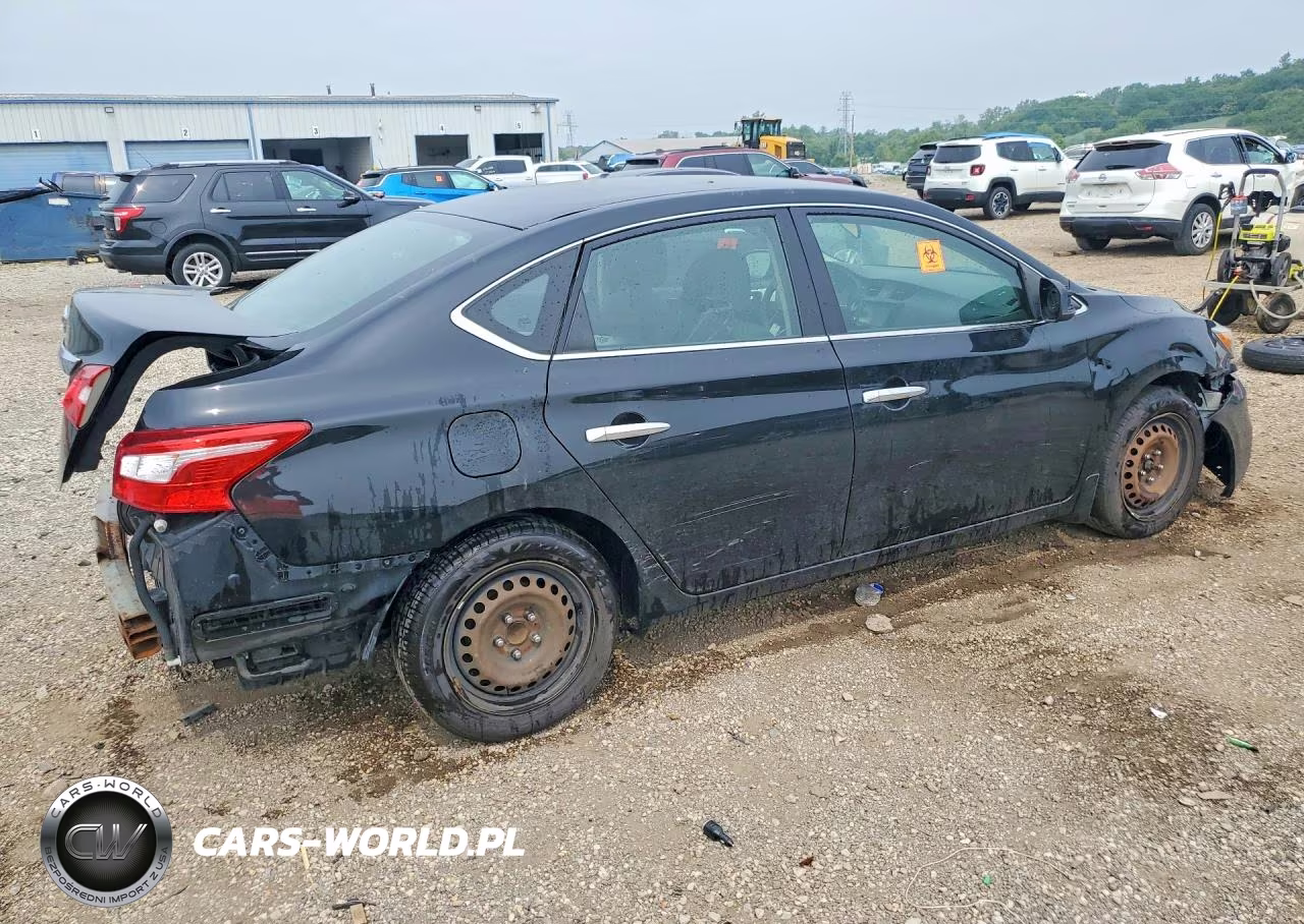 2019 Nissan Sentra S VIN:3N1AB7AP7KY449075 - 3