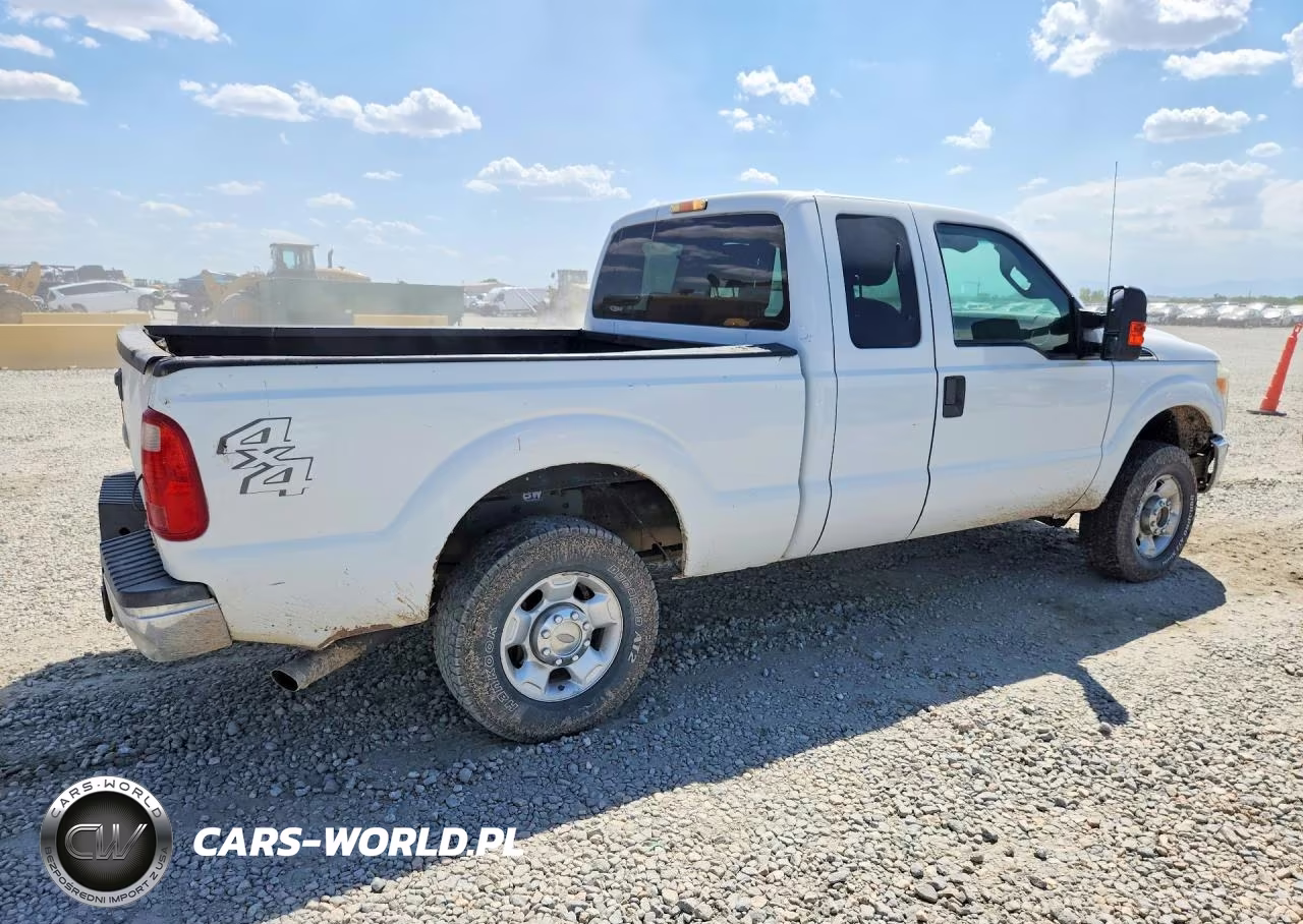 2012 Ford F250 Super Duty VIN:1FT7X2B63CEA17776 - 3