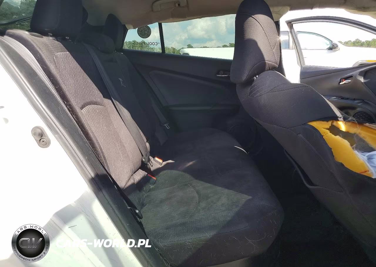 2017 Toyota Prius Two VIN:JTDKBRFU4H3048547 - 10