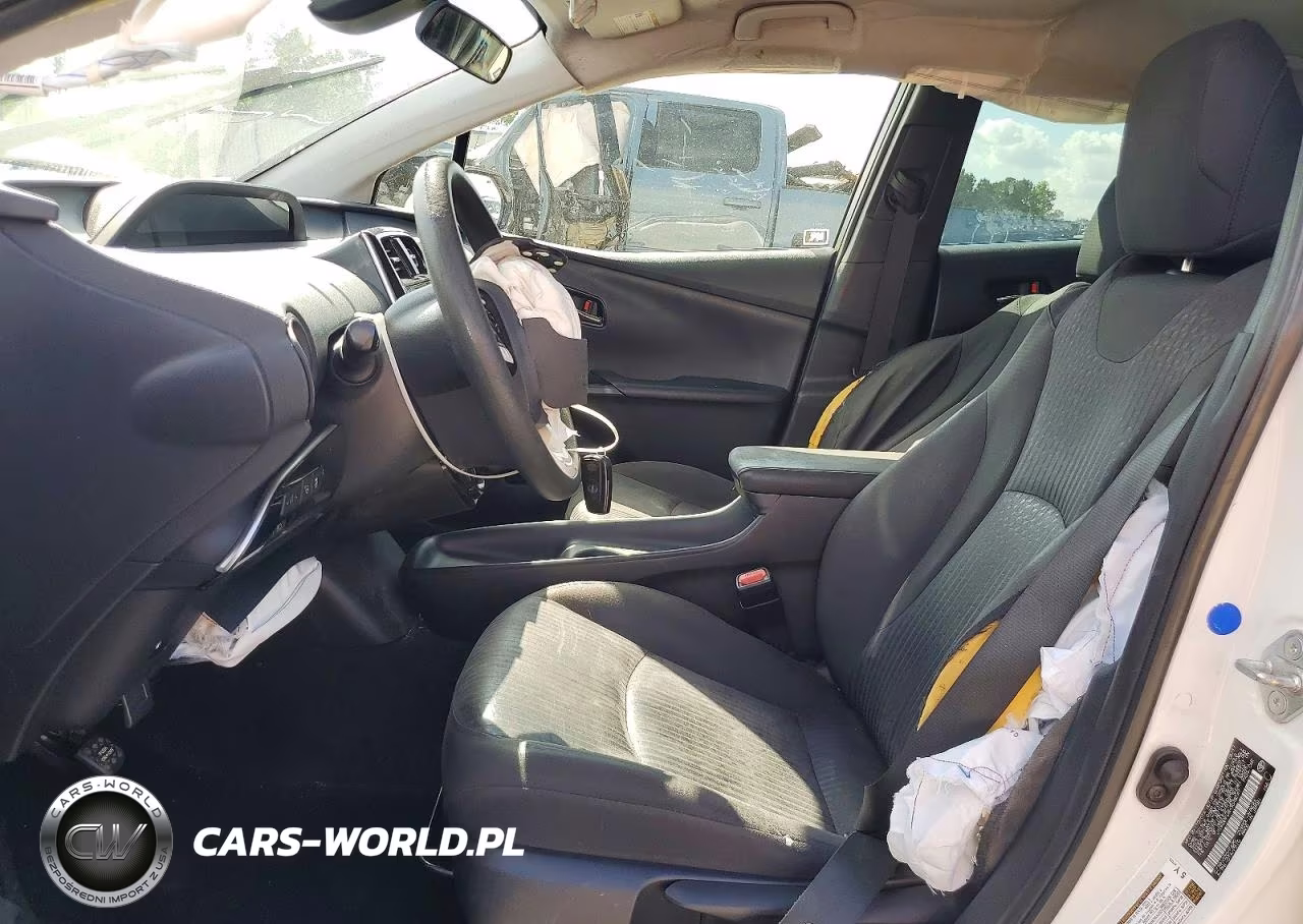 2017 Toyota Prius Two VIN:JTDKBRFU4H3048547 - 7