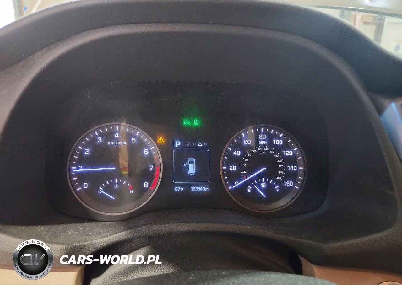 2016 Hyundai Tucson Sport VIN:KM8J3CA27GU229772 - 9