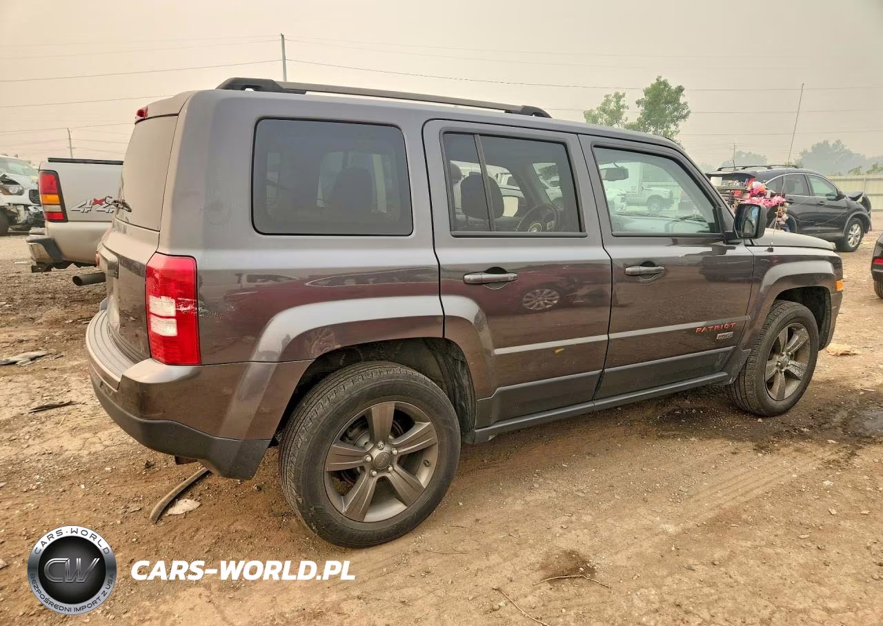 2016 Jeep Patriot Sport VIN:1C4NJRBB4GD697813 - 3